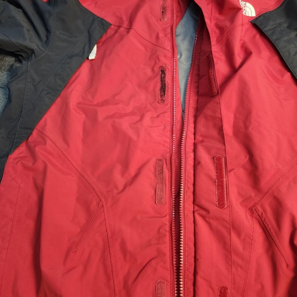The North Face HyVent Jacket Mens Medium Red Hooded Waterproof Ski Parka Winter - Picture 6 of 13